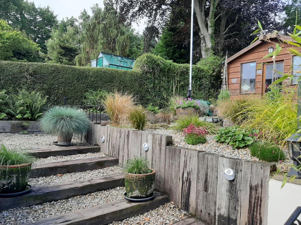 Holly Lodge Alnwick Exterior photo