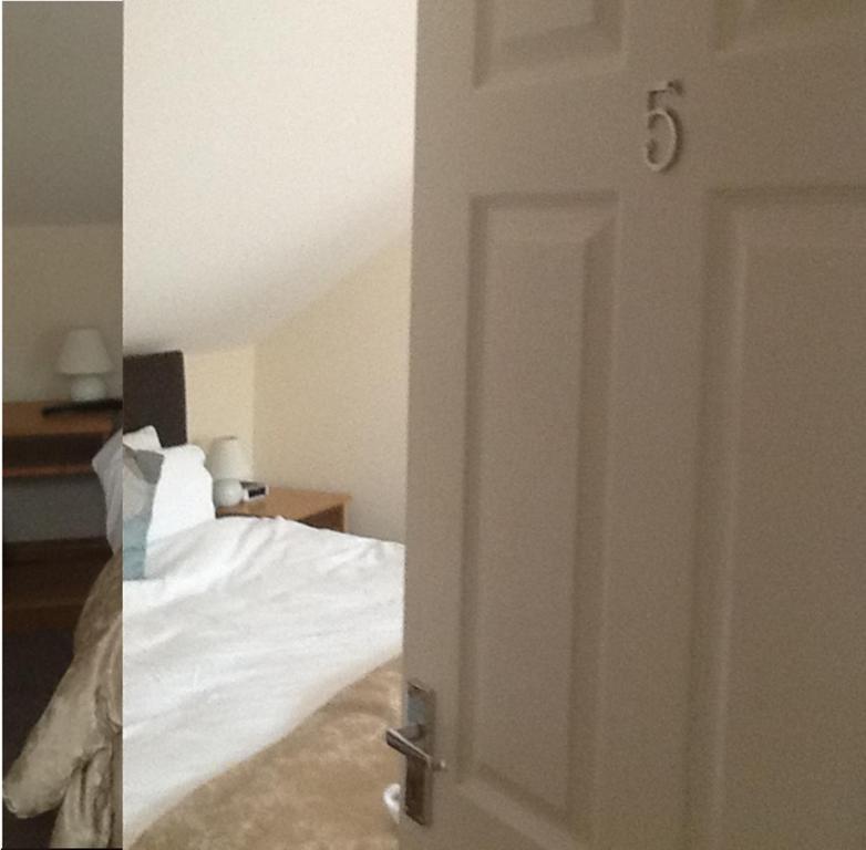 Holly Lodge Alnwick Room photo