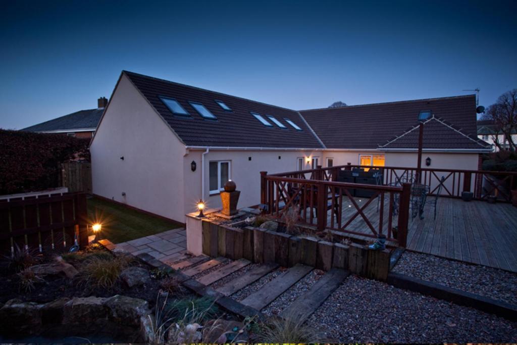 Holly Lodge Alnwick Exterior photo